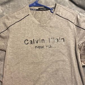 calvin klein Tee